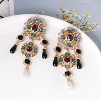 Retro Long Earrings for Women ā Trendy Alloy Rhinestone Drop Ear Accessories | Vintage Fashion Jewelry - Thumbnail 5