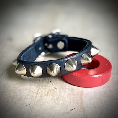 Standard british stud wristband (gold/silver/pink/white stud options) - Thumbnail 4