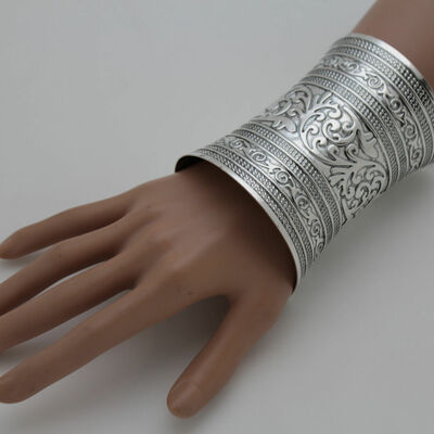 Women long silver metal wrist cuff bracelet fashion jewelry filigree bulky