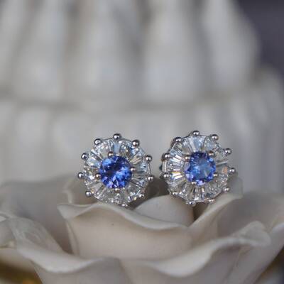Super sparkling natural tanzanite trillion earstuds 925 sterling silver stud earrings gift for girlfriend for birthday