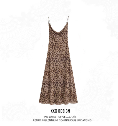 Elegant leopard print suspender dress