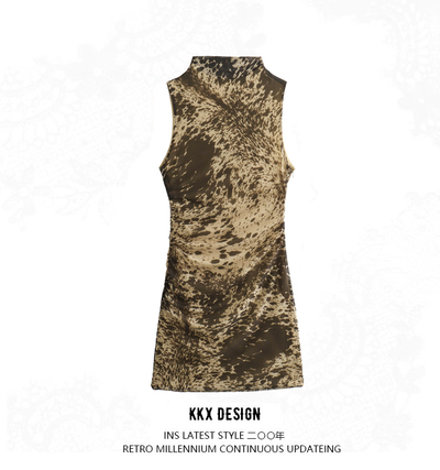 Small stand collar sleeveless quilted print dress