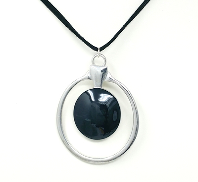 Black Oval Pendant Necklace