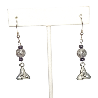 Gray crazy lace and celtic knot earrings with sterling silver hooks - Thumbnail 4