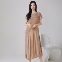 Women's summer new round neck splicing loose versatile mid-length skirt - Thumbnail 3