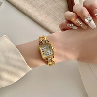 Luxurious Zircon Retro Style Golden Digital Dial Fashion Watch - Thumbnail 7