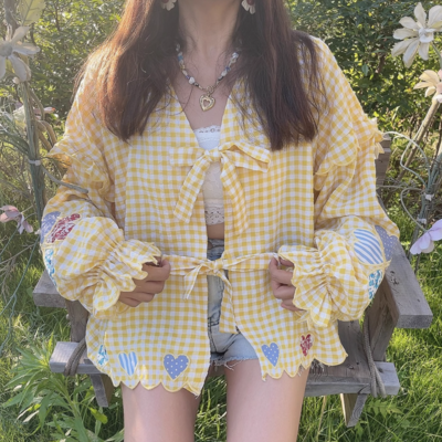 Fashionable and simple heart check embroidered lace-up shirt