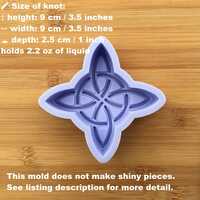2.2 oz Witches Knot Silicone Mold - Thumbnail 1
