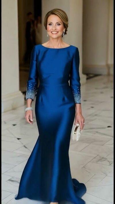 Elegant Sheath Royal Blue Satin  Mother Of The Bride/ Groom Dresses Formal Evening Dress