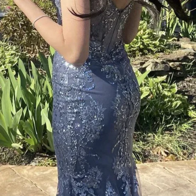 Charming mermaid v neck lace prom dresses