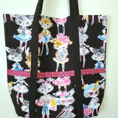 J-fashion bunns totebag - Thumbnail 1