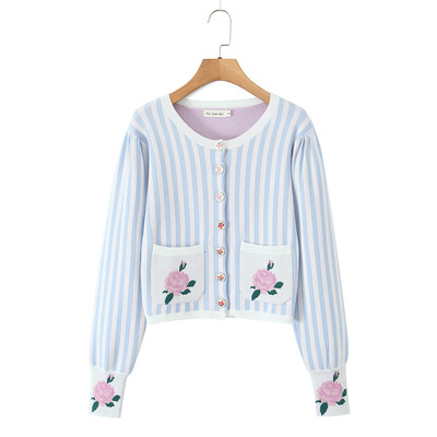 Casual striped floral pocket round neck long-sleeved sweater