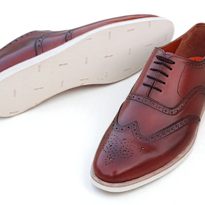 Crafted leather brown leather wingtip derby dress shoes