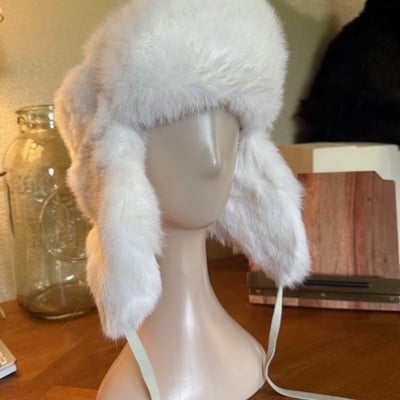 White rabbit trapper hat 