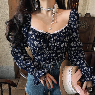 Square neck lace trim drawstring puff sleeves waist-baring floral holiday blouse