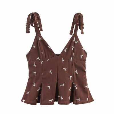 Fashionable short skirt-style embroidered camisole top