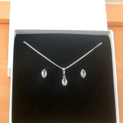 Boxed gift set/sterling silver blue topaz marquise pendant & chain/blue topaz necklace/topaz necklace/topaz jewellery/topaz jewelry/uk