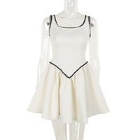 Sexy suspender dress with contrasting color trim and waist - Thumbnail 3
