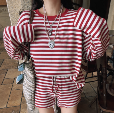 Sports striped suit round neck long sleeve loose mid-length long sleeve T-shirt + high waist shorts