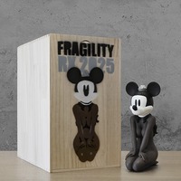 ArTToy by Rx Strip "Fragility Ed.Black" - Thumbnail 4