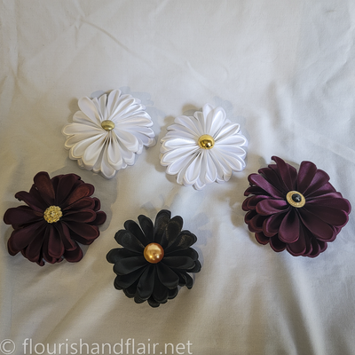 Flower pin
