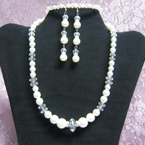 White Glass Pearl & Crystal Set