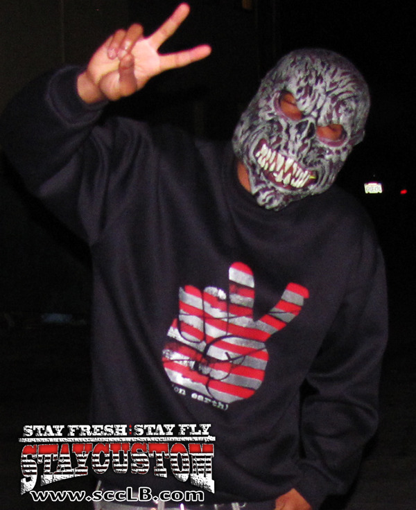 Peace On Earth Crew Sweater (Black/Red/Silver)