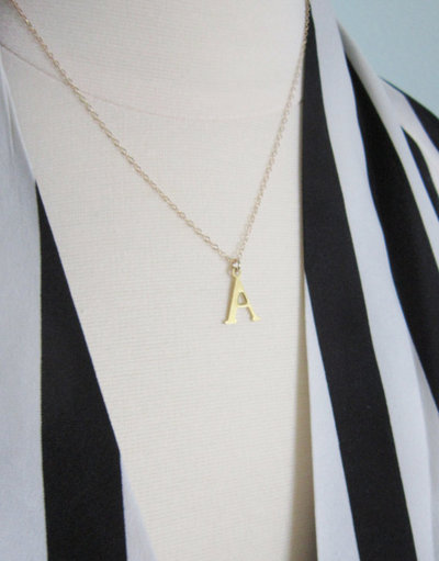 Letter necklace in brass, personalized jewelry